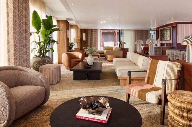 Photo - NOVEL 14th Street by Crescent Communities