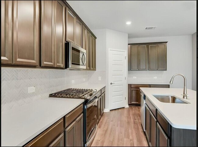 Photo - 109 Fairmeadow Downs Dr