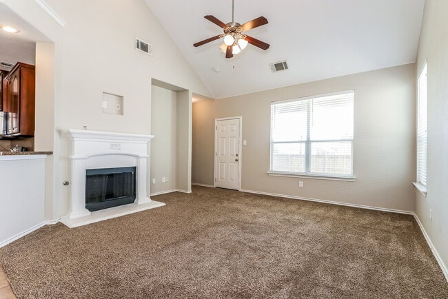 Photo - 5020 Cassidy Ln