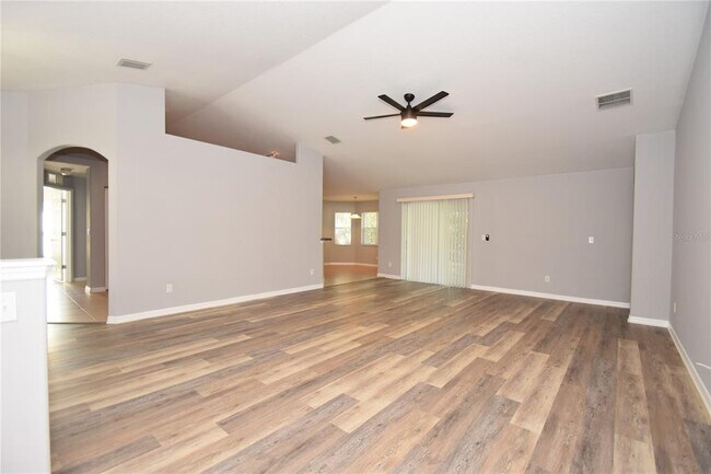 Photo - 6 Kathleen Trail