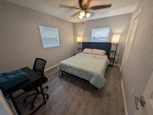 Photo - 511 Goliad St