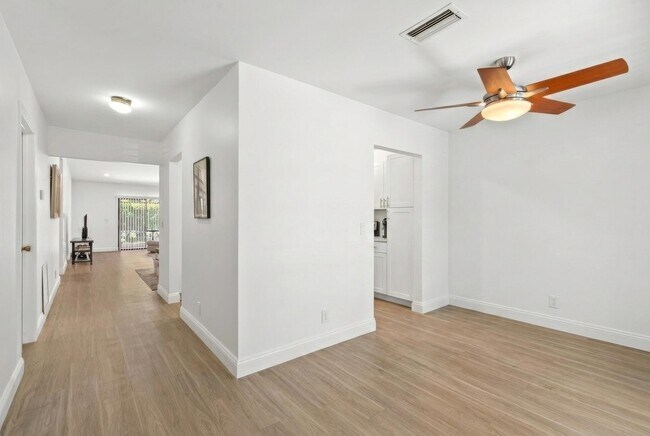 Photo - 6721 Bridlewood Ct