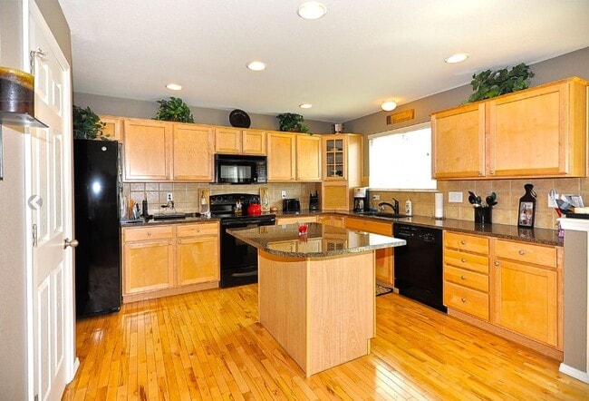 Photo - 2209 Fossil Creek Pkwy