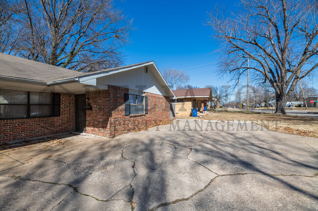 Photo - 1817 S Glendale St Townhome