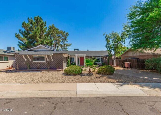 Photo - 8737 E Sage Dr