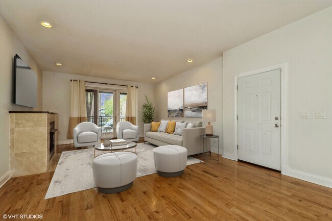 Photo - 4012 S Indiana Ave Unidad 1N