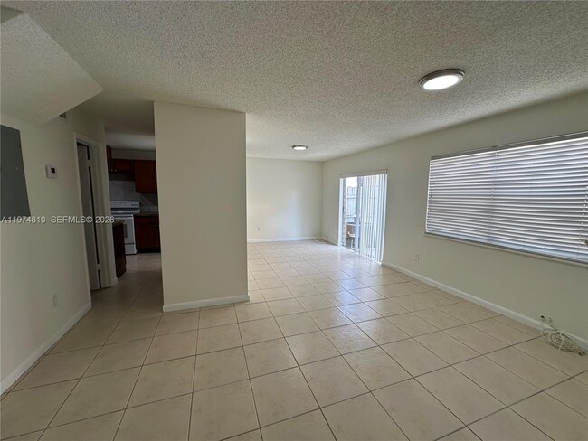 Photo - 65 NE 12th Ave