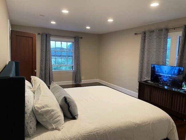 Photo - 108 Dexter Rd