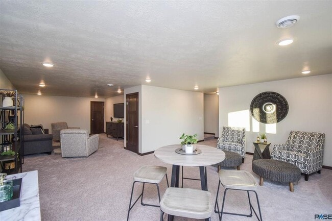 Photo - 7303 E 45th St