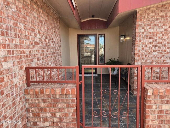 Photo - 11188 Shoreline Dr