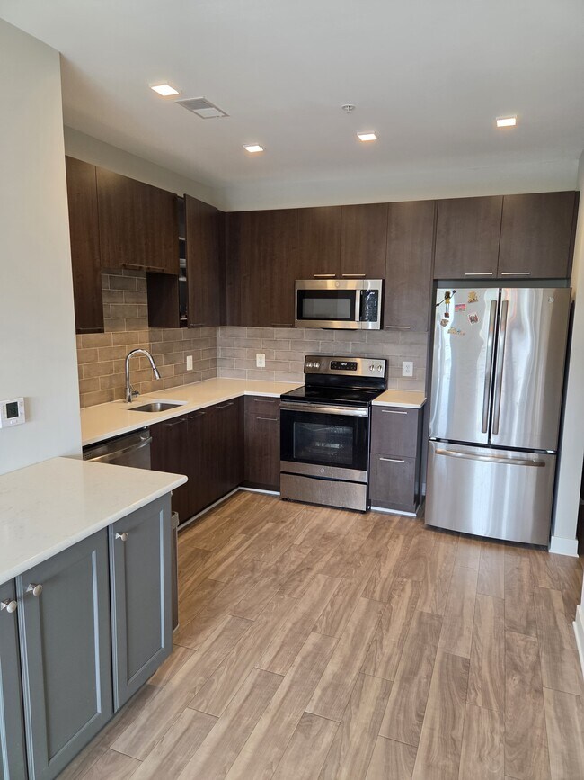 Photo - 989 S Buchanan St Unit 325