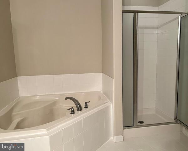 Photo - 17432 Slipper Shell Way Unit 5