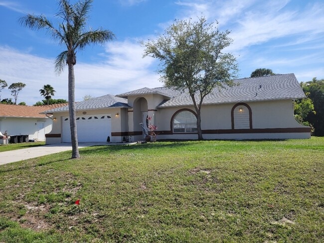 Building Photo - 9160 Aster Rd Rental