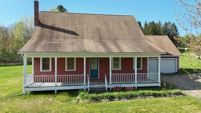 Photo - 109 N Hollow Rd