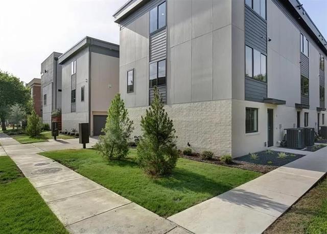 Building Photo - 5604 Lindell Ave