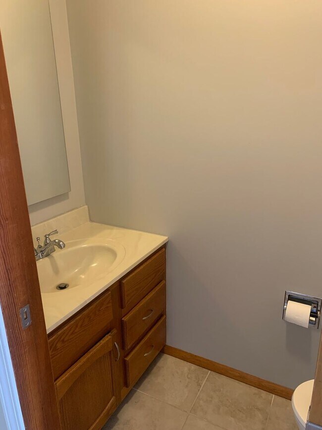 Photo - 3 bedroom Townhouse on Bloomington's South...