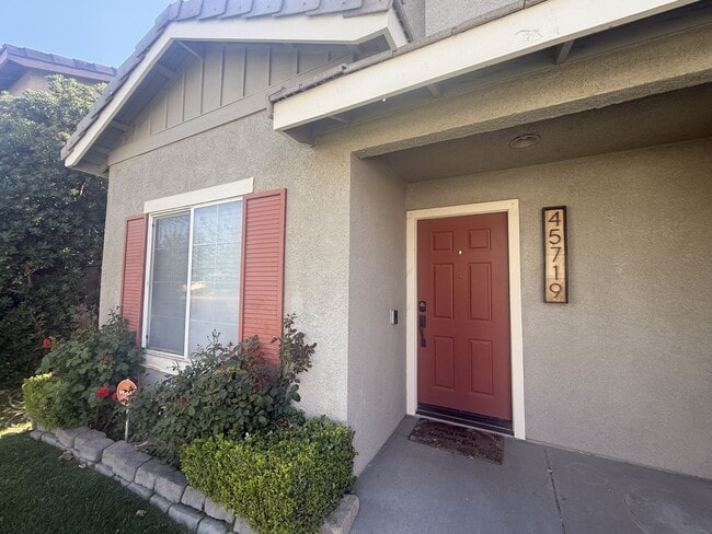 45719 Caledonia Ct