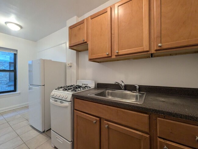 Photo - 5417 N Kenmore Ave Unit 206