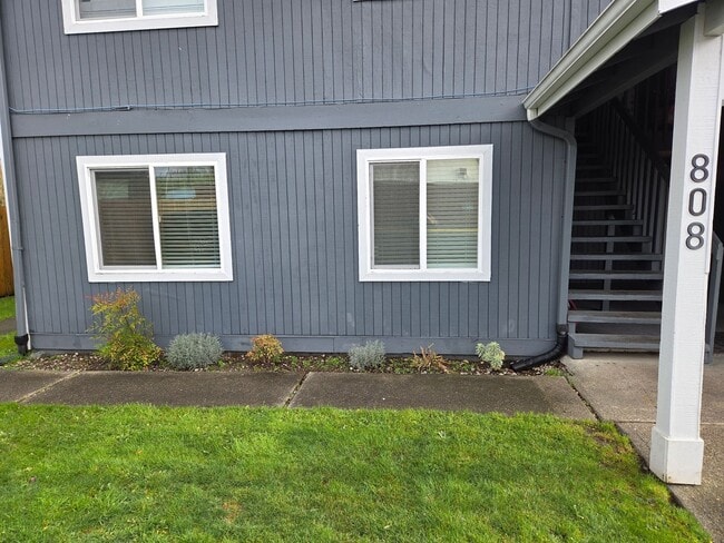 Photo - Newly Remodeled Two Bed One Bath Unit in the Heart of Sultan