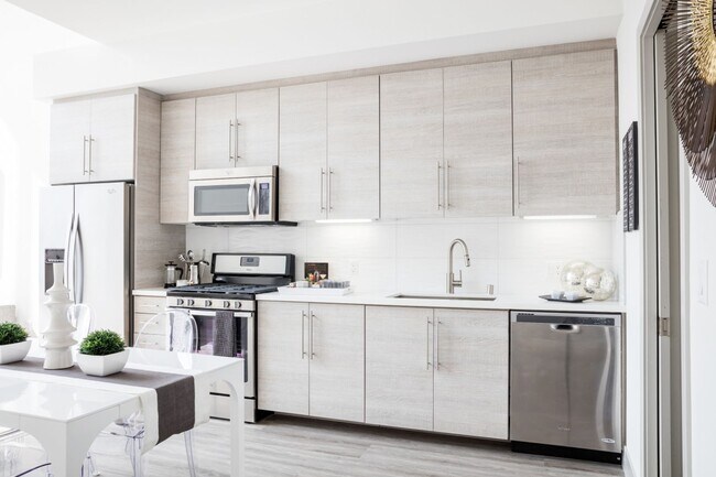cul118 - cul118 Apartment Unit 208