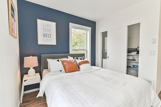 Photo - Beautiful 1 bed 1 bath apartment AVAILABLE NOW
