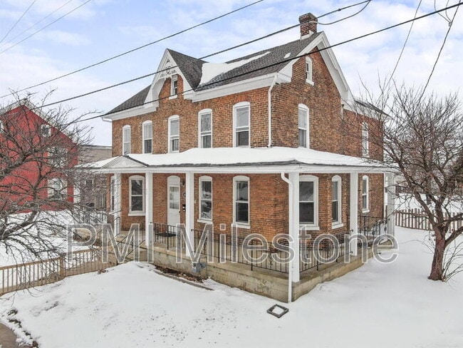 Photo - 1001 Pope Ave