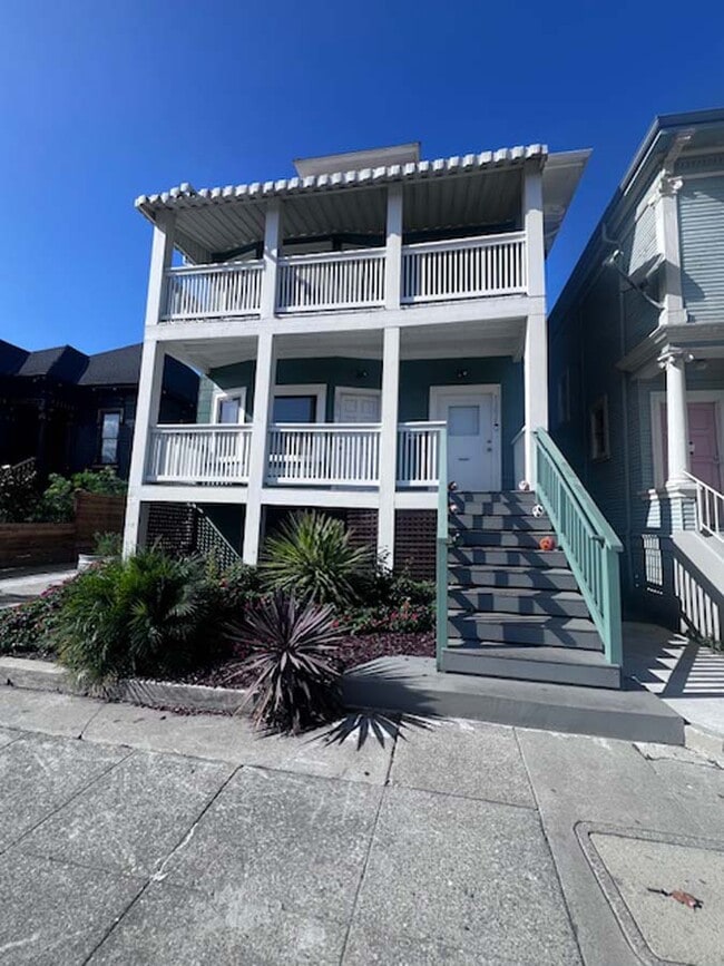 Photo - 1301 Adeline St