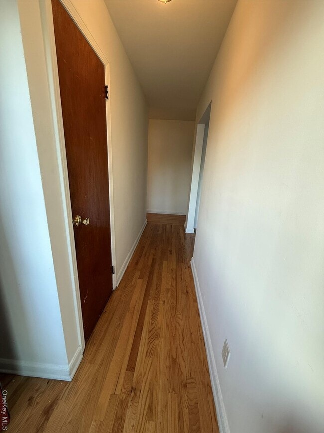 Photo - 301A Copiague Pl