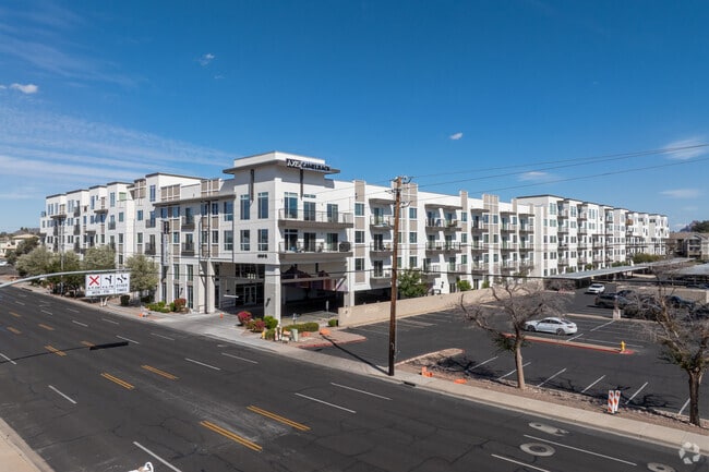 Axis Camelback - Axis Camelback