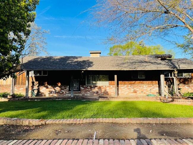 Building Photo - 3151 Rubicon Way