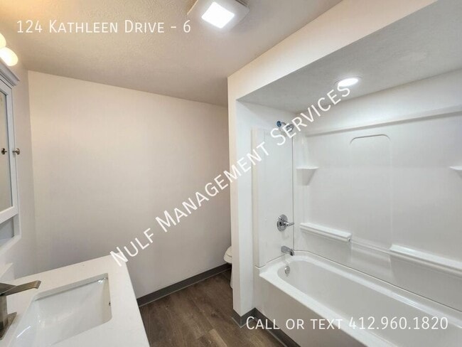 Photo - 124 Kathleen Dr Unidad 6