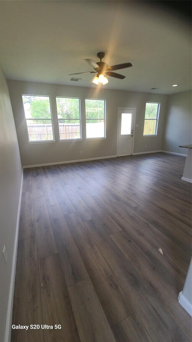 Photo - 17242 Oakwood Chase Dr