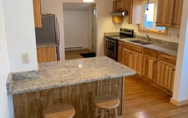 Photo - 72 Russell St