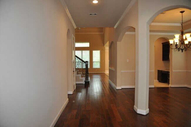 Photo - 27619 Lodgemist Ct