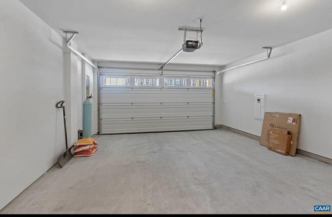 Photo - 805 Park Ridge Dr