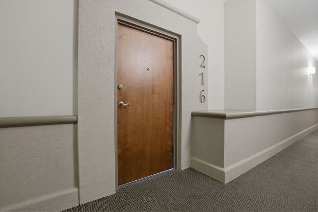 Photo - 611 N Park Ave Unit #216