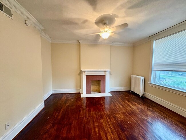 Building Photo - 4410 Laclede Ave Unit 4412-1F Laclede
