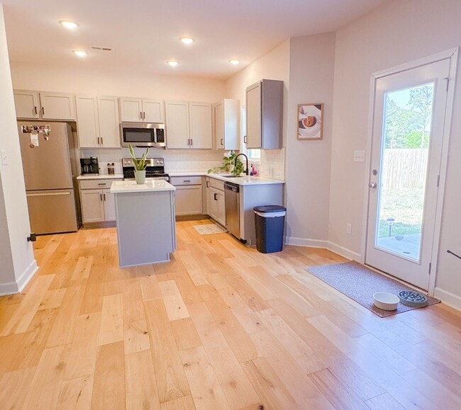 Photo - Coming soon! 3 Bedroom 2 Bathroom