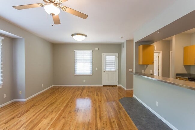 Photo - 1001 Mississippi St Unit B