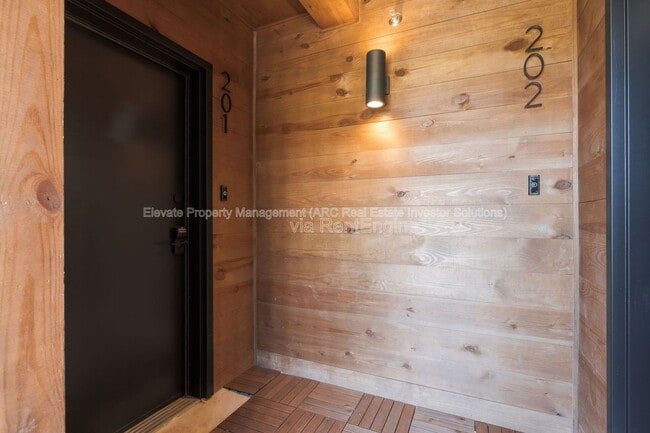 Photo - 844 NW 43rd St Unit 202