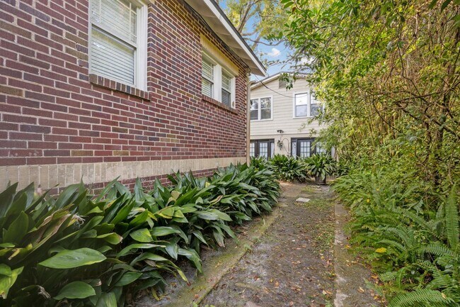 Photo - 1338 Wolfe St