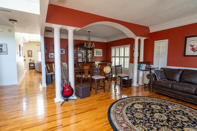 Photo - 491 Frank Shaw Rd