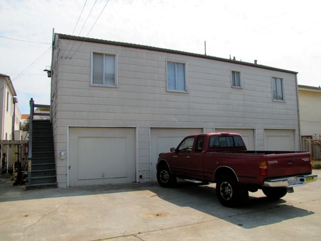 Photo - 836 Adams St Unit B