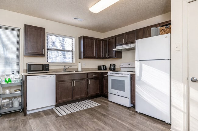 Ridgeview Heights - Newly Renovated Apts!