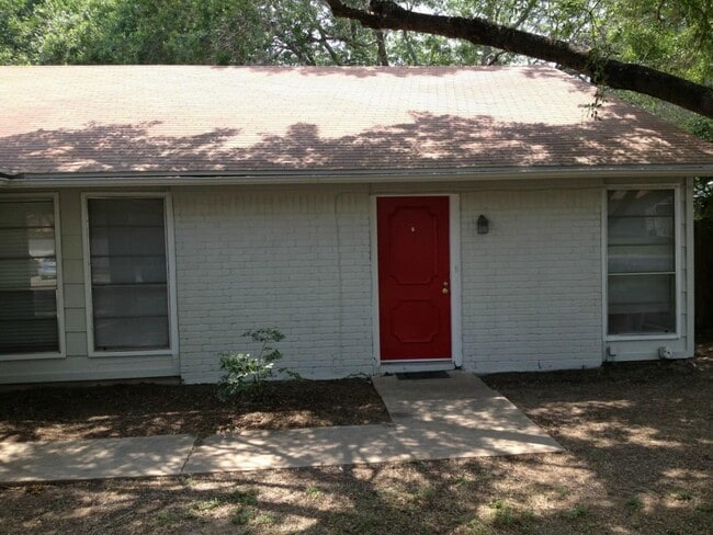 Photo - 107 Meteor Dr