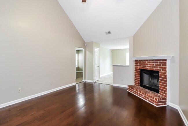 Photo - 7091 Ireland Dr