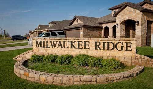 Building Photo - Half off first full month's rent! /Gorgeou... Rental