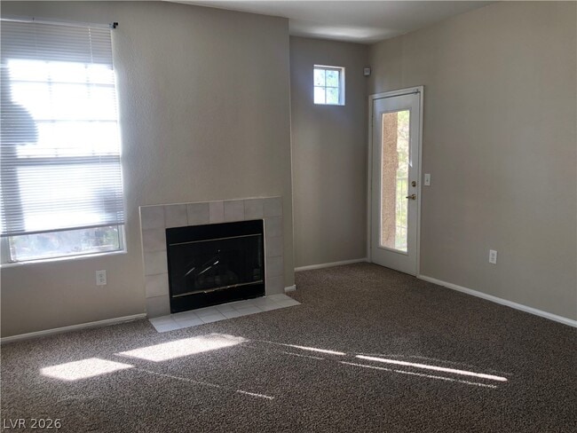 Photo - 8555 W Russell Rd Unidad 2007