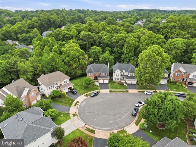 Building Photo - 47791 Macgill Ct