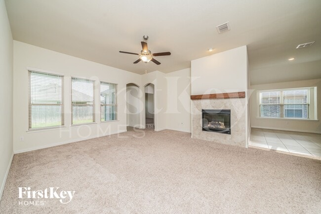 Photo - 805 Joaquin Wy